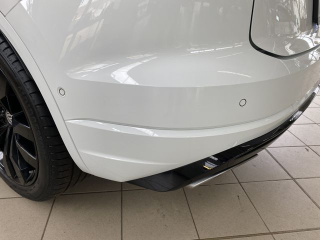 Volkswagen touareg 2019 16.JPG