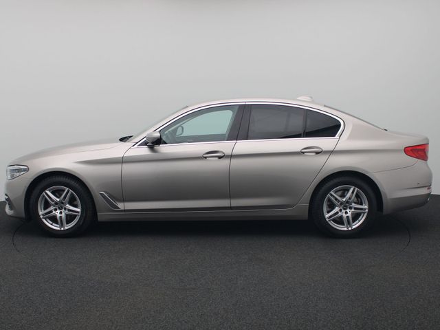 BMW seria-5 2018 5.JPG