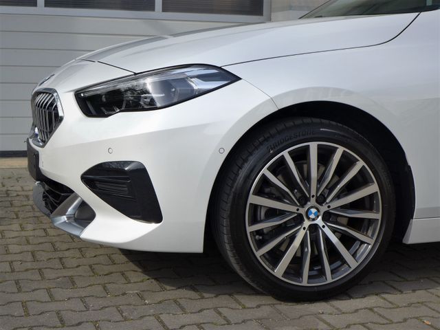 BMW Seria-2 2022 3.JPG