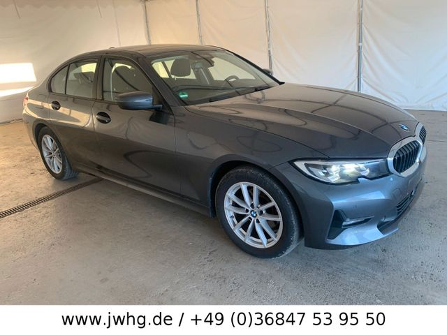 BMW seria-3 2021 2.JPG